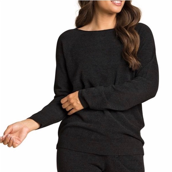 Barefoot Dreams CozyChic Ultra Lite® Roll Neck Pullover in Black BDWCU1482. Med - Picture 1 of 9